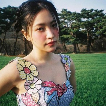 img-title Bantu Usir Perut Buncit, Yuk Simak Rahasia Yeri Red Velvet untuk Punya Tubuh Langsing!