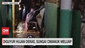 VIDEO: Diguyur Hujan Deras, Sungai Cimanuk Meluap