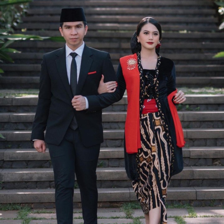 <p>Di mata Ifan, Clarine adalah sosok wanita yang cerdas dan baik hati, Bunda. Namun, hal yang membuat Ifan memilih Clarine sebagai pujaan hatinya adalah karena dirinya merasa sejalan dan satu frekuensi dengan Clarine. (Foto: Instagram: @muhammadirfan)</p>