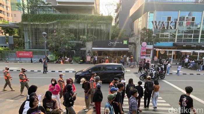 Bukan Sudirman, Ini 5 Tempat Nongkrong Favorit Anak Muda Jakarta Sejak Zaman Dulu Bukan Sudirman, Ini 5 Tempat Nongkrong Favorit Anak Muda Jakarta Sejak Zaman Dulu
