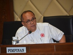 Junimart Komisi II Soroti Panwascam Sibuk Foto Anggota DPR di Dapil
