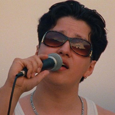 Lirik Lagu Be Mine - Boy Pablo