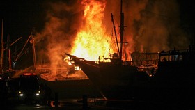 Kapal Terbakar di Aru Maluku, Seluruh Penumpang Selamat