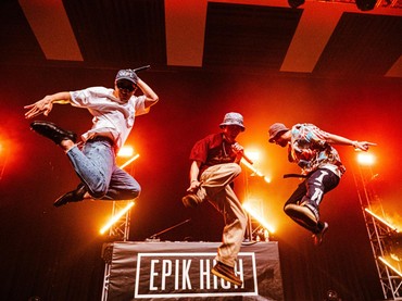 High Skool Tak Sabar Lihat Penampilan Epik High di CXO Media Live On Stage