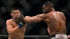 Li Menang TKO Atas Muslim Salikhov di UFC Long Island