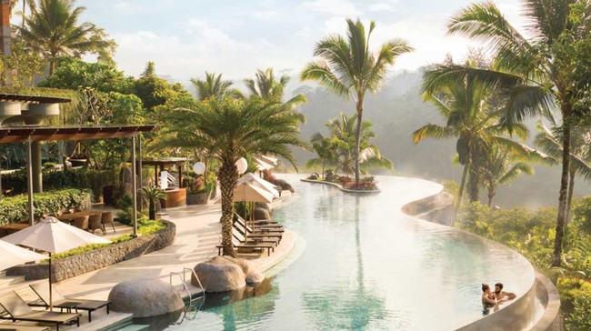 Adiwana Suweta adalah resor di Gianyar, Bali, menempati urutan keempat daftar 10 hotel terbaik di dunia, sedangkan Padma Resort Ubud di posisi kesembilan.