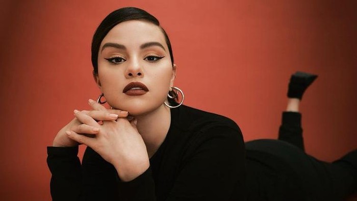 Sering Merasa Minder dan Tidak Percaya Diri? Ini 10 Cara 'Love Yourself' ala Artis Hollywood Sering Merasa Minder dan Tidak Percaya Diri? Ini 10 Cara 'Love Yourself' ala Artis Hollywood