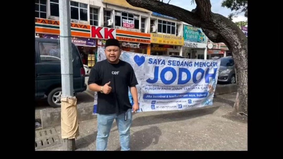 Ariff Peter pria asal Malaysia yang menggelar sayembara untuk mencari istri.