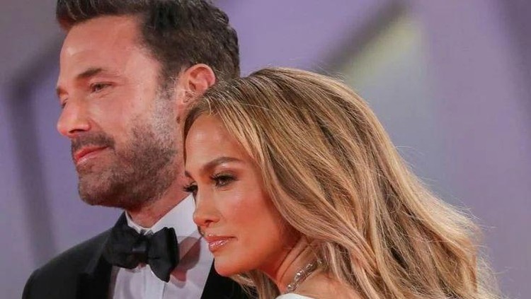 Ben Affleck dan Jennifer Lopez Menikah Ben Affleck dan Jennifer Lopez Menikah