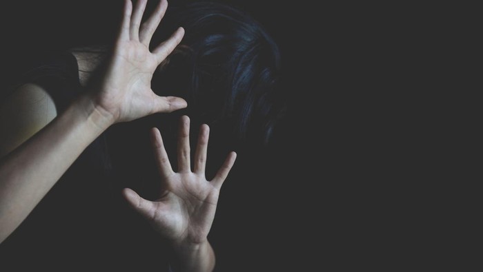 Marak Pelecehan Seksual di KRL, Pelaku Incar Penumpang Perempuan yang Sedang Tertidur