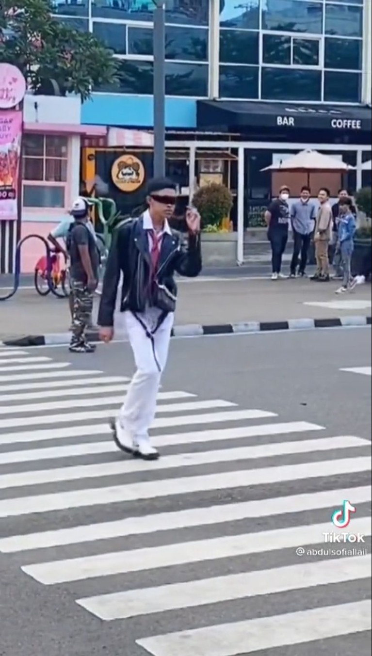 Remaja Citayam Fashion Week Remaja Citayam Fashion Week