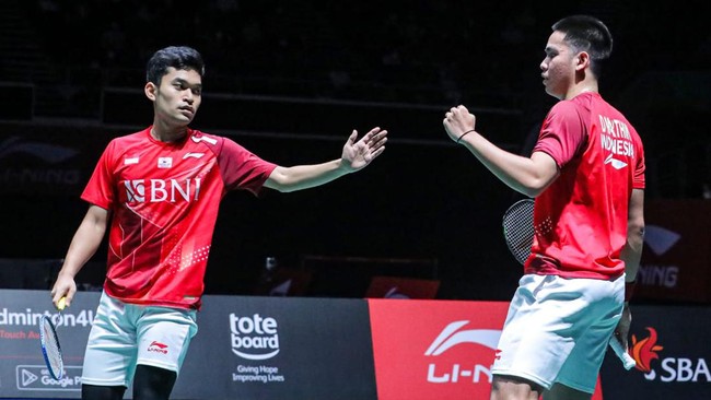 Leo Rolly Carnando/Daniel Marthin mengalahkan Ade Resky Dwicahyo/Azmy Qowimuramadhoni pada babak 32 besar sektor ganda putra Hylo Open 2022.