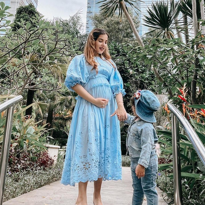 <p>Beauty YouTuber Tasya Farasya baru saja mengumumkan kehamilan keduanya, Bunda. Tasya mengunggah baby bump-nya untuk pertama kali ke media sosial. (Foto: Instagram @tasyafarasya)</p>