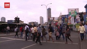 VIDEO: Warga Sri Lanka Beraktivitas Biasa di Tengah Status Darurat
