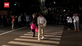 VIDEO: Catwalk Jalanan 'Warga' Citayam Fashion Week di Sudirman