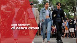 Keren Abis! Gaya Valerie dan Veronika Beraksi di Citayam Fashion Week