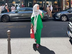 Tanggapan Amy Qanita Ketika Disebut Fashionable hingga Nenek Kue