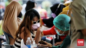Alasan Pemerintah Belum Cabut PPKM: Vaksinasi Booster Rendah