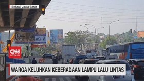 VIDEO: Warga Keluhkan Keberadaan Lampu Lalu Lintas
