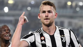 Matthijs De Ligt Resmi Gabung Bayern Munchen
