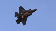 Jet Tempur Siluman F-35 Israel Rusak usai Tertabrak Bangau