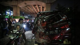 Cerita Ibu Lempar Anak agar Selamat dari Kecelakaan Maut Cibubur