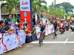 Raih Jersey Merah Putih, Aiman Sebut Kejurnas Banyuwangi Lebih Keren