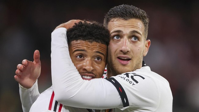 Manchester United akan bersua Brighton & Hove Albion pada pekan pertama Liga Inggris di Old Trafford, Minggu (7/8).