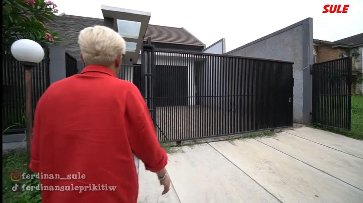 Perbedaan Rumah Nathalie Holscher dan Putri Delina