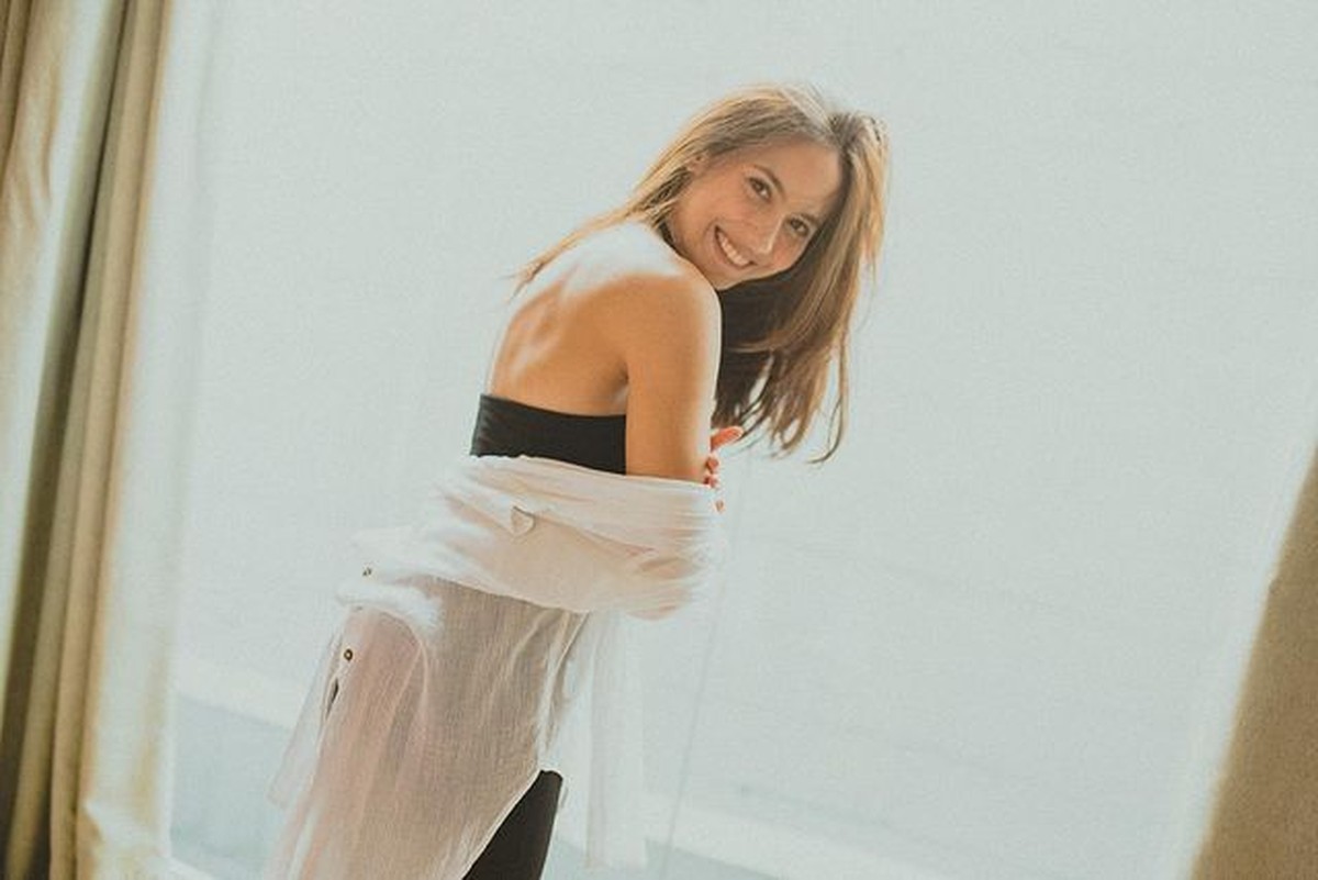 Pevita Pearce Pamer Tubuh Berotot