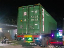 Truk Melintang di Banyumanik, Jalan Semarang-Solo Sempat Macet Total Sejam