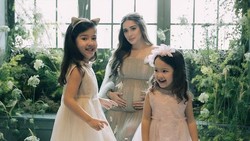 Hamil Anak Cowok, Intip 8 Gaya Maternity Shoot Yasmine Wildblood