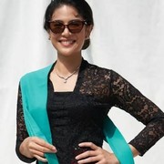 Adu Gaya Selebriti Indonesia saat Mengenakan Kebaya! Dari Dian Sastro hingga Maudy Ayunda!