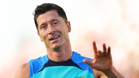 Kurang Huruf Sablon, Fans Barcelona Tak Bisa Beli Jersey Lewandowski