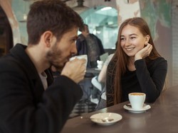 Mengenal Throning, Tren Pacaran Gen Z di 2024