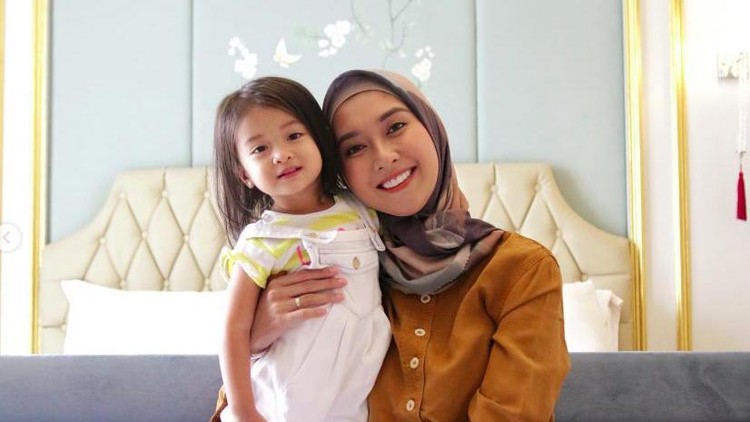 Kevin Liliana dan Anak Kevin Liliana dan Anak