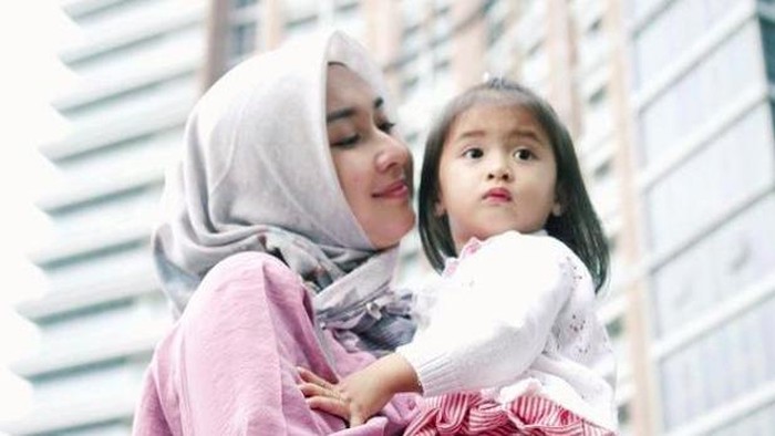 Kevin Liliana dan Anak