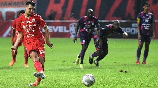 Pertandingan Persija Jakarta vs Persis Solo dalam Liga 1 2022/2023 di Stadion Patriot Candrabhaga bisa disaksikan lewat live streaming, Minggu (31/9).