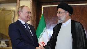 Putin Kunjungi Iran, Dapat Dukungan Teheran soal Invasi ke Ukraina
