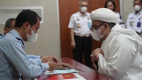 Rizieq: Saya Akan Ditahan 1 Tahun Lagi jika Melanggar Bebas Bersyarat