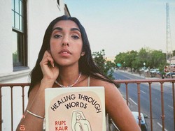 Rupi Kaur, Si Penyair InstaPoet Terbitkan Buku Puisi ke-4