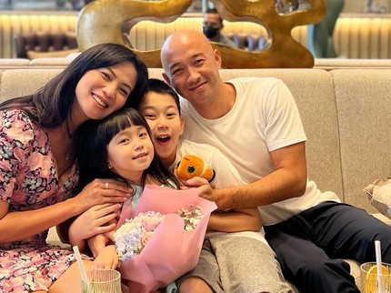 7 Potret Anak Kinariyosih Sering Disebut Jawa Princess, Netizen: Wajahnya Korea