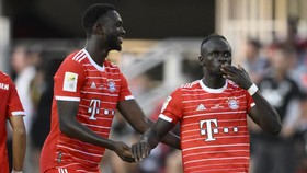 FOTO: Mane dan De Ligt Langsung Tokcer, Cetak Gol di Debut Bayern