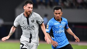 Viral Messi 'KW' Thailand Girang Dapat Tanda Tangan Messi 'Ori'