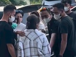 Nikita Mirzani Ditahan, #polisipilihkasih Menggema