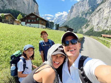7 Potret Nana Mirdad dan Suami Ajak Anak-Anak Liburan ke Swiss