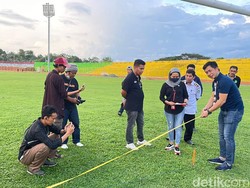 PT LIB Minta Rumput-Kontur Lapangan Stadion BJ Habibie Dibenahi Lagi
