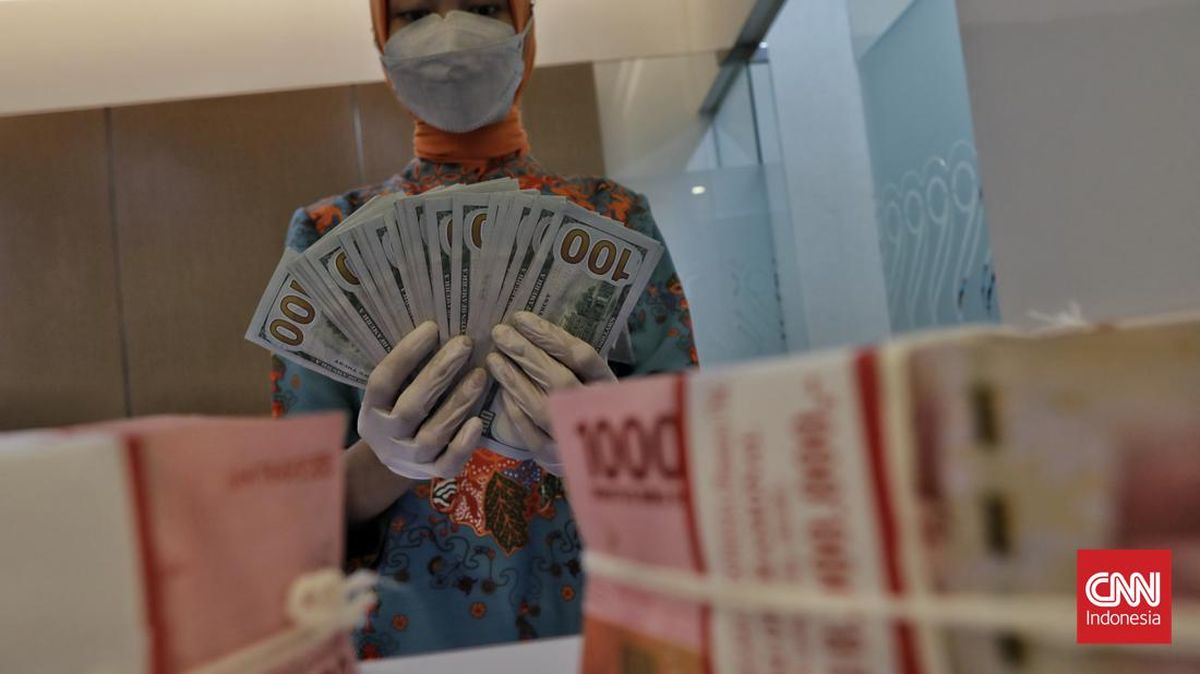 Perang Makin Panas, Rupiah Keok ke Rp16.868 per Dolar AS