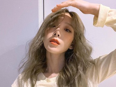 Positif COVID-19, Taeyeon SNSD Hentikan Seluruh Aktivitas