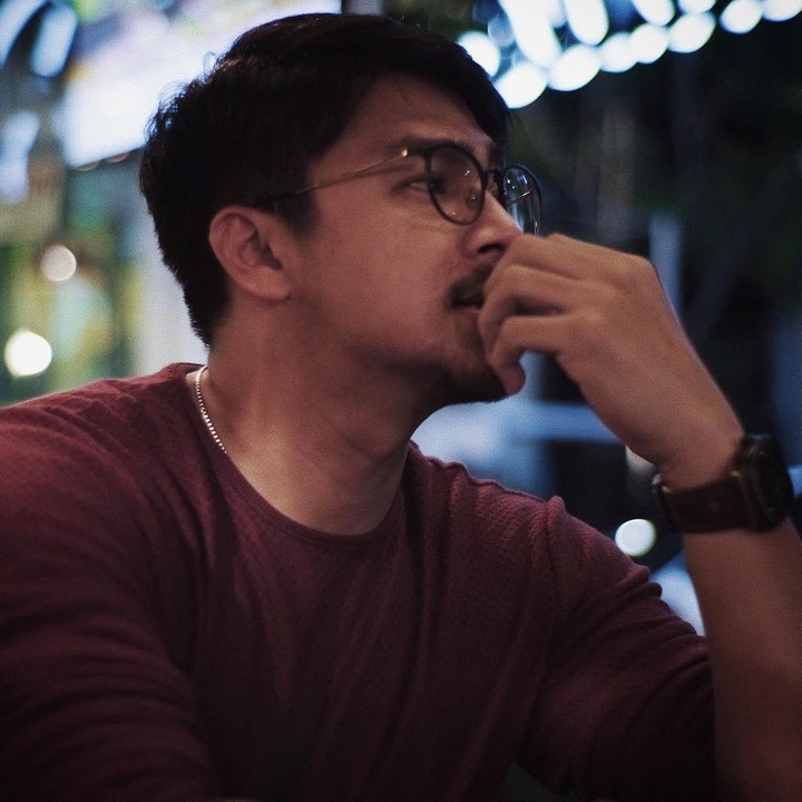 <p>Kehadiran Deva Mahenra di sinetron <em>Ikatan Cinta</em> sontak menarik perhatian penggemar.(Foto: Instagram @devamahenra)<br /><br /><br /></p>